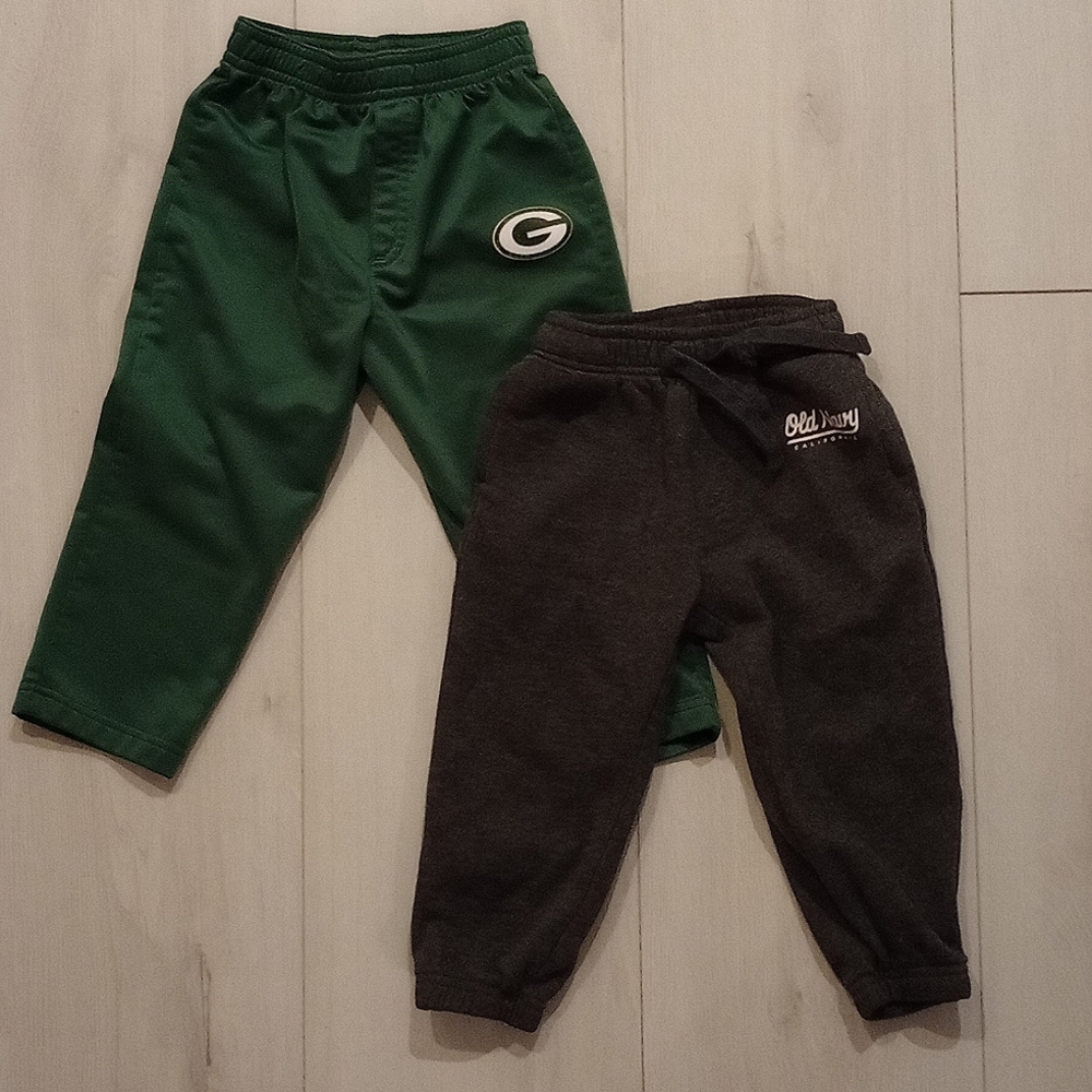 Bundle of 2 sweat pants size 18 months
